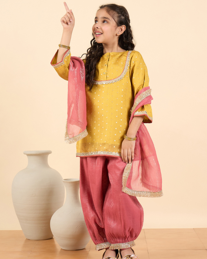 Kurti Sets