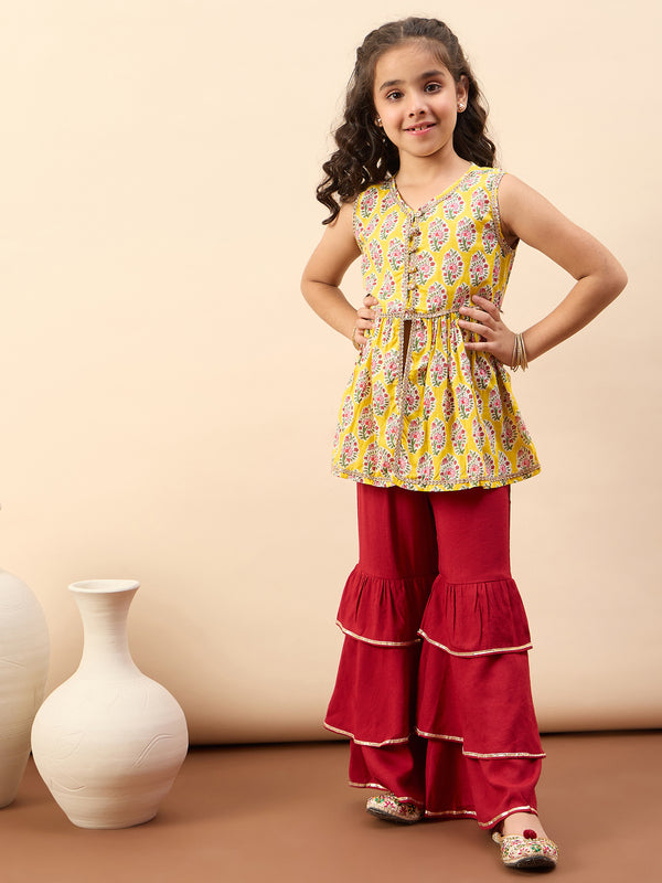 Girls Yellow Printed Cotton Empire Kurti Set