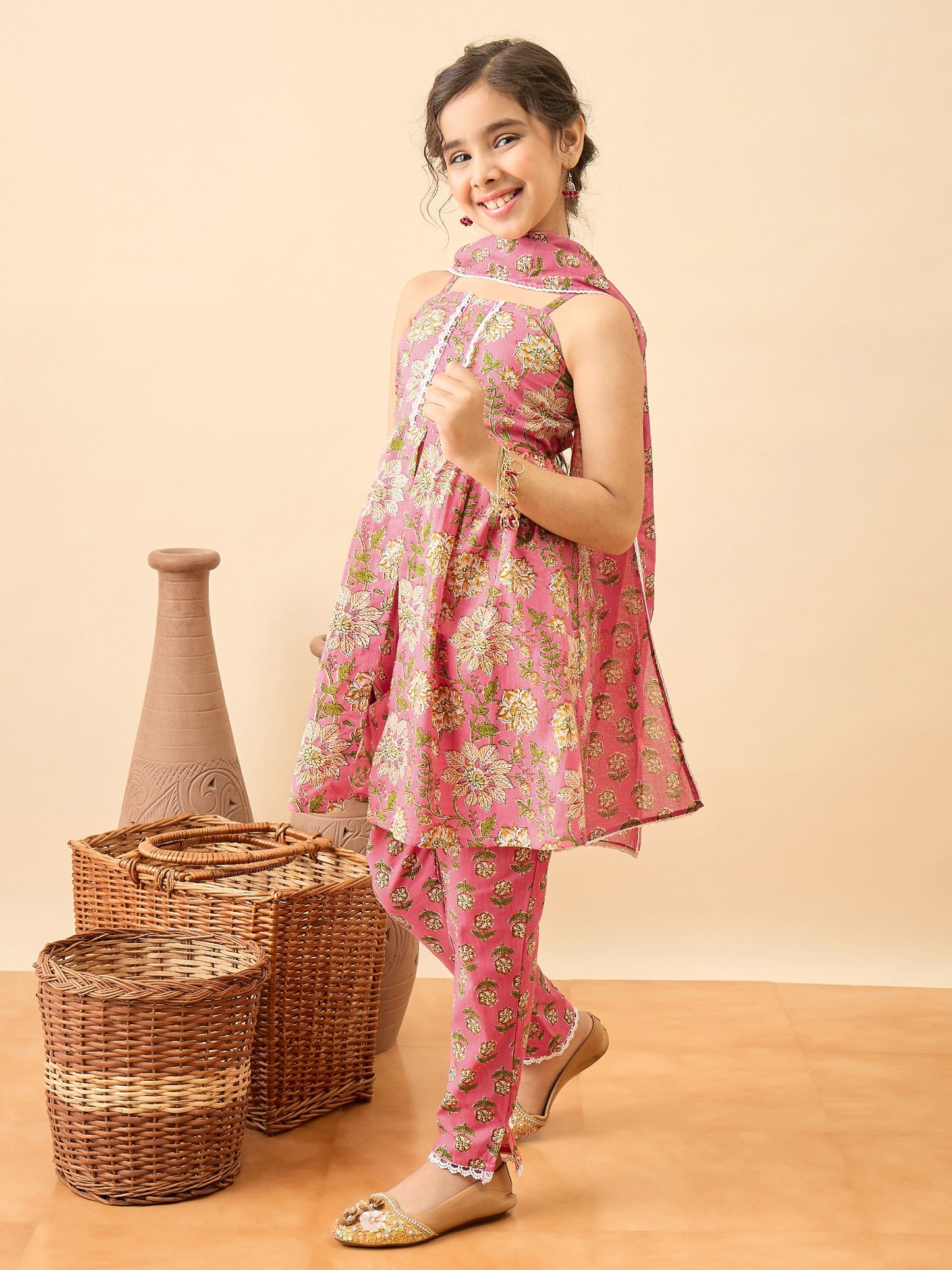 Girls Above Knee Printed Kurti Set - Pink