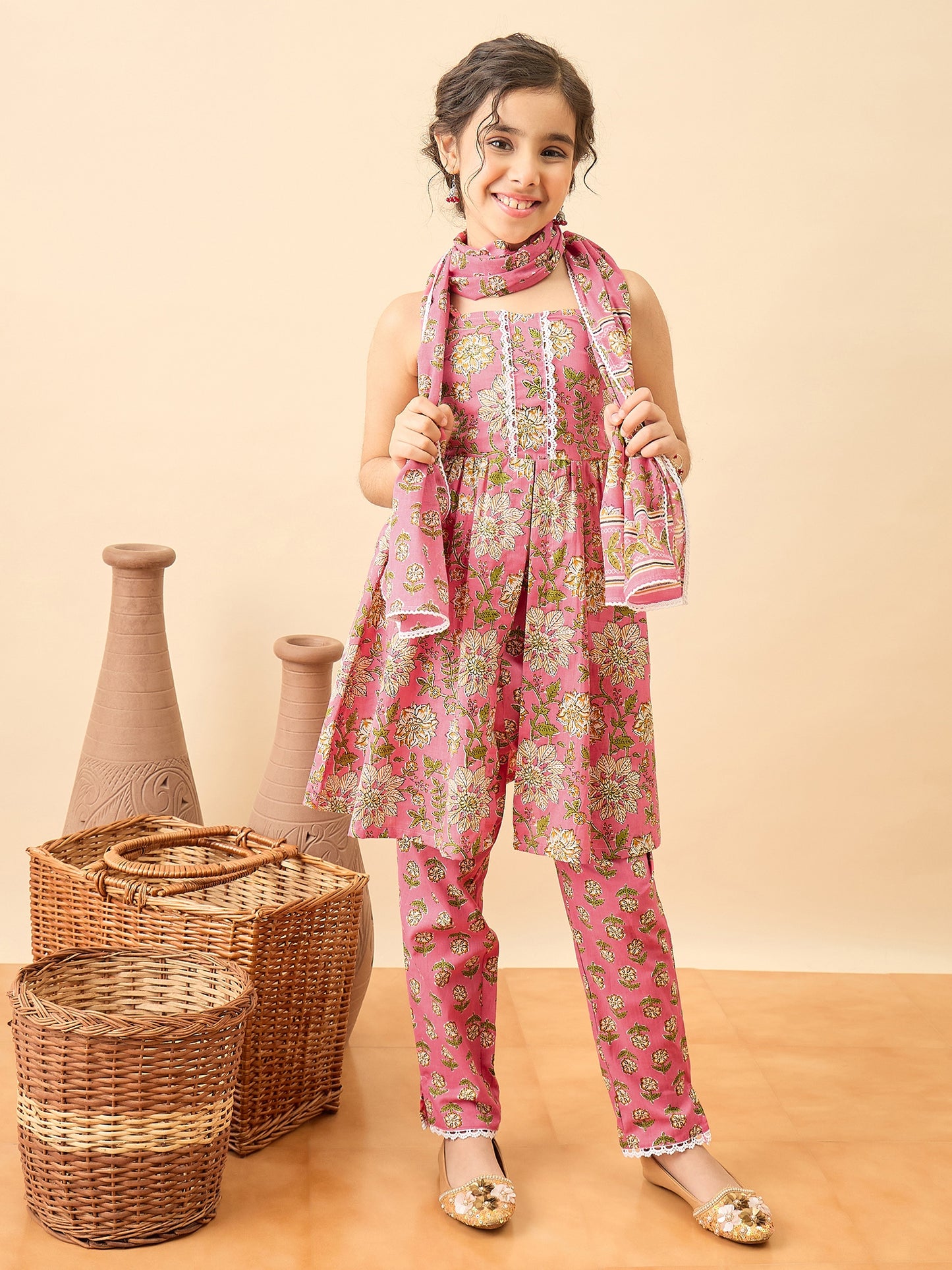 Girls Above Knee Printed Kurti Set - Pink