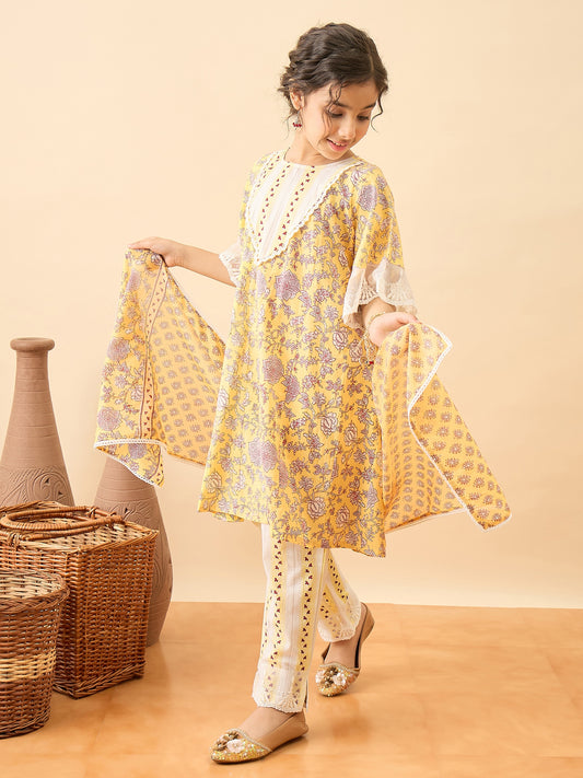 Girls Above Knee Printed Kurti Set - Yellow