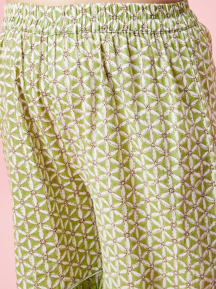Girl's Printed Kurti Set - Green StyloBug